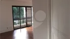 Foto 14 de Apartamento com 3 Quartos à venda, 207m² em Vila Nova Conceição, São Paulo