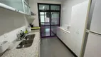 Foto 18 de Apartamento com 4 Quartos para alugar, 240m² em Pitangueiras, Guarujá
