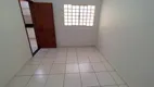 Foto 11 de Casa com 2 Quartos para alugar, 52m² em Vila Redenção, Goiânia