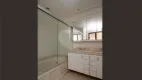 Foto 21 de Apartamento com 3 Quartos à venda, 226m² em Higienópolis, São Paulo