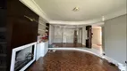 Foto 2 de Casa com 4 Quartos para alugar, 232m² em Três Figueiras, Porto Alegre