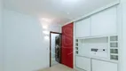 Foto 4 de Sobrado com 3 Quartos à venda, 256m² em Moema, São Paulo