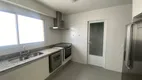 Foto 19 de Apartamento com 3 Quartos à venda, 200m² em Moema, São Paulo