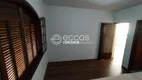 Foto 5 de Casa com 3 Quartos à venda, 170m² em Cidade Jardim, Uberlândia