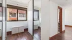 Foto 11 de Apartamento com 2 Quartos à venda, 145m² em Moinhos de Vento, Porto Alegre