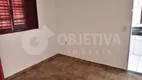 Foto 11 de Casa com 3 Quartos para alugar, 142m² em Santa Mônica, Uberlândia