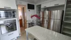 Foto 28 de Apartamento com 3 Quartos à venda, 170m² em Pitangueiras, Guarujá