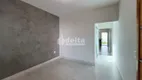 Foto 3 de Casa com 3 Quartos à venda, 120m² em Alto Umuarama, Uberlândia