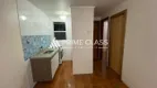 Foto 2 de Apartamento com 2 Quartos à venda, 39m² em Olaria, Canoas