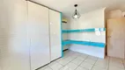 Foto 15 de Casa de Condomínio com 4 Quartos à venda, 220m² em Santa Luzia, Serra