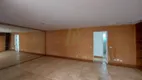 Foto 12 de Casa com 5 Quartos para venda ou aluguel, 711m² em Jardim Guedala, São Paulo