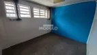 Foto 3 de Apartamento com 2 Quartos para alugar, 35m² em Lidice, Uberlândia