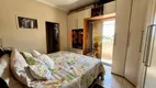 Foto 10 de Casa com 4 Quartos à venda, 200m² em Santa Amélia, Belo Horizonte