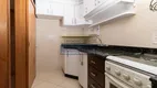 Foto 3 de Apartamento com 2 Quartos à venda, 62m² em Bom Jesus, Porto Alegre