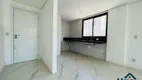 Foto 3 de Apartamento com 2 Quartos à venda, 70m² em Ouro Preto, Belo Horizonte