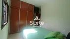 Foto 15 de Casa com 3 Quartos à venda, 200m² em Santa Rosa, Uberlândia