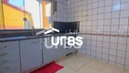 Foto 4 de Casa com 4 Quartos à venda, 159m² em Setor Campinas, Goiânia