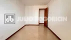 Foto 11 de Apartamento com 3 Quartos à venda, 125m² em Jardim Guanabara, Rio de Janeiro