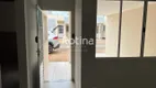 Foto 2 de Casa de Condomínio com 2 Quartos à venda, 50m² em Novo Mundo, Uberlândia