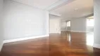 Foto 2 de Apartamento com 3 Quartos à venda, 245m² em Moema, São Paulo