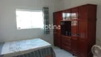 Foto 7 de Apartamento com 4 Quartos para alugar, 400m² em Santa Mônica, Uberlândia