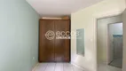 Foto 10 de Casa com 3 Quartos à venda, 242m² em Cidade Jardim, Uberlândia