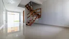 Foto 2 de Sobrado com 3 Quartos à venda, 140m² em Guarujá, Porto Alegre