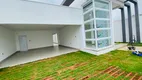 Foto 14 de Casa com 3 Quartos à venda, 217m² em Santa Mônica, Uberlândia