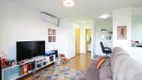 Foto 6 de Apartamento com 3 Quartos à venda, 105m² em Passo da Areia, Porto Alegre
