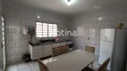 Foto 7 de Casa com 3 Quartos à venda, 200m² em Tubalina, Uberlândia