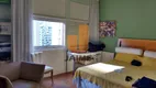 Foto 8 de Apartamento com 3 Quartos à venda, 220m² em Higienópolis, São Paulo