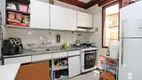 Foto 12 de Casa com 4 Quartos à venda, 180m² em Ipanema, Porto Alegre