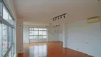 Foto 2 de Apartamento com 3 Quartos para alugar, 240m² em Cerqueira César, São Paulo