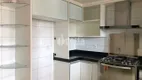 Foto 14 de Apartamento com 3 Quartos para alugar, 130m² em Copacabana, Uberlândia