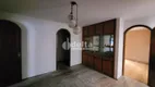 Foto 11 de Casa com 4 Quartos para alugar, 234m² em Centro, Uberlândia