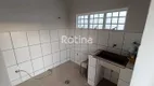 Foto 23 de Casa com 3 Quartos à venda, 167m² em Santa Mônica, Uberlândia