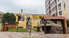 Foto 2 de Casa com 3 Quartos à venda, 291m² em Vila Ipiranga, Porto Alegre