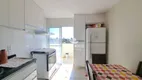 Foto 3 de Apartamento com 3 Quartos à venda, 60m² em Jardim das Palmeiras, Uberlândia