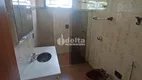 Foto 3 de Casa com 3 Quartos para alugar, 300m² em Osvaldo Rezende, Uberlândia