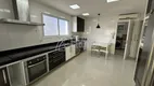 Foto 13 de Apartamento com 3 Quartos para alugar, 190m² em Embaré, Santos
