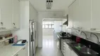 Foto 29 de Apartamento com 3 Quartos à venda, 172m² em Pitangueiras, Guarujá