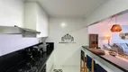 Foto 13 de Apartamento com 3 Quartos para alugar, 125m² em Pitangueiras, Guarujá