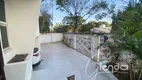 Foto 2 de Sobrado com 5 Quartos à venda, 338m² em Jardim Goiás, Goiânia