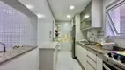 Foto 20 de Apartamento com 2 Quartos à venda, 88m² em Pitangueiras, Guarujá