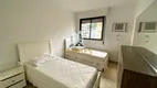 Foto 13 de Apartamento com 3 Quartos à venda, 140m² em Praia das Pitangueiras, Guarujá