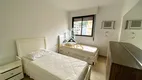 Foto 13 de Apartamento com 3 Quartos para alugar, 140m² em Praia das Pitangueiras, Guarujá