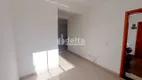 Foto 6 de Apartamento com 2 Quartos para alugar, 80m² em Santa Rosa, Uberlândia