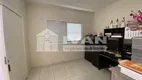 Foto 6 de Sobrado com 4 Quartos à venda, 297m² em Santa Mônica, Uberlândia