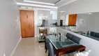Foto 2 de Apartamento com 2 Quartos à venda, 66m² em Camaquã, Porto Alegre