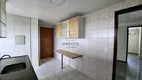 Foto 10 de Apartamento com 4 Quartos à venda, 110m² em Guararapes, Fortaleza